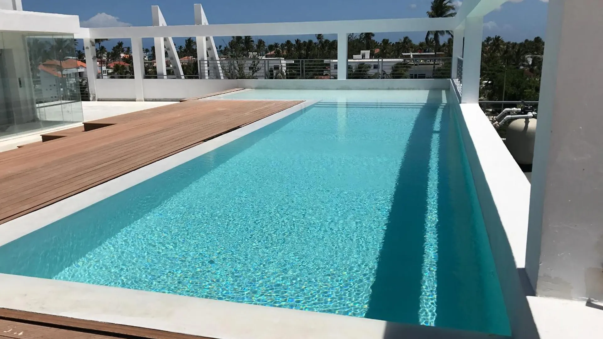 Ducassi Studios And Suites - Rooftop Pool, Beach Club, Breakfast And Wifi Punta Cana Lejlighedshotel