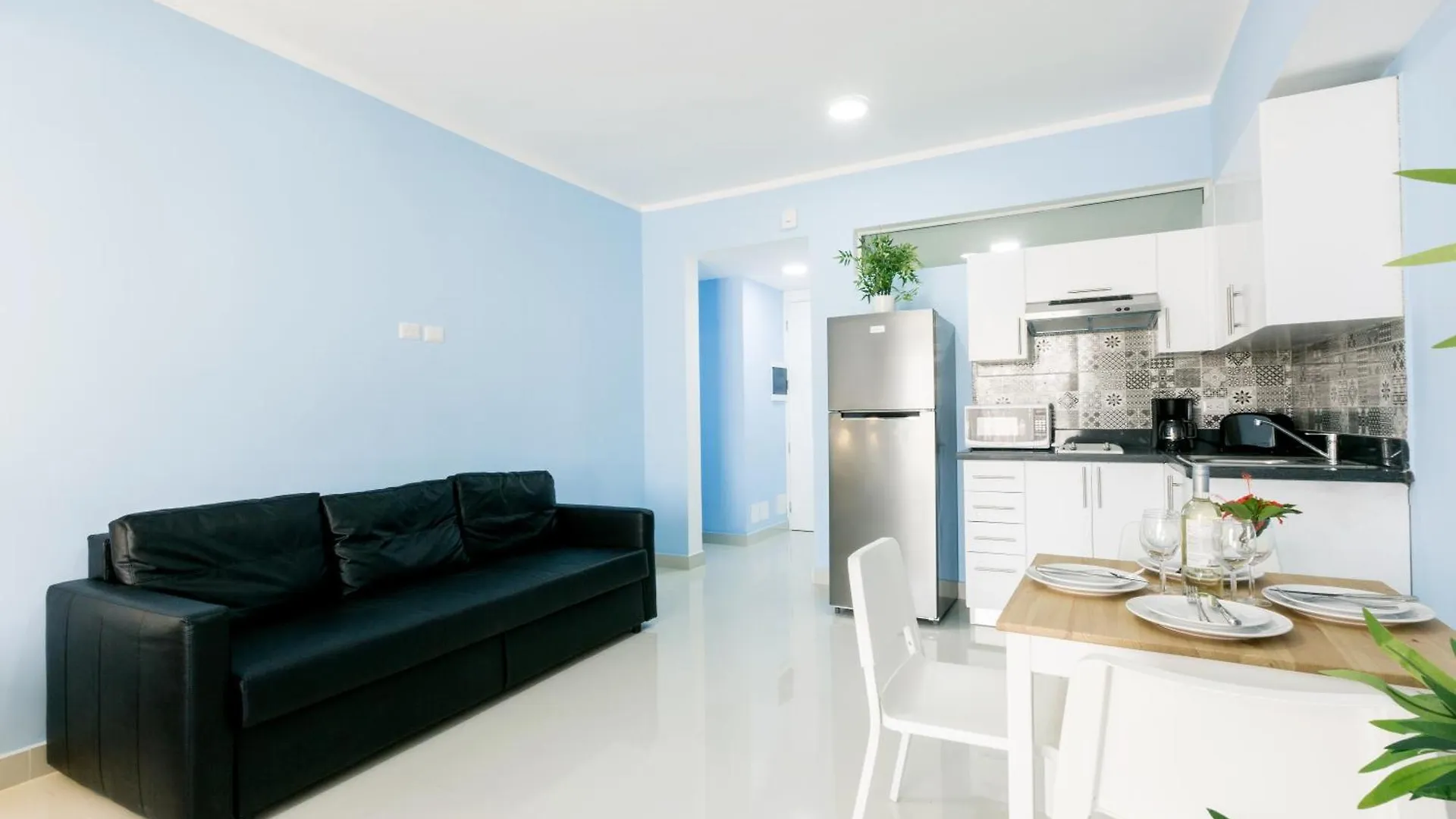 Lejlighedshotel Ducassi Studios And Suites - Rooftop Pool, Beach Club, Breakfast And Wifi Punta Cana